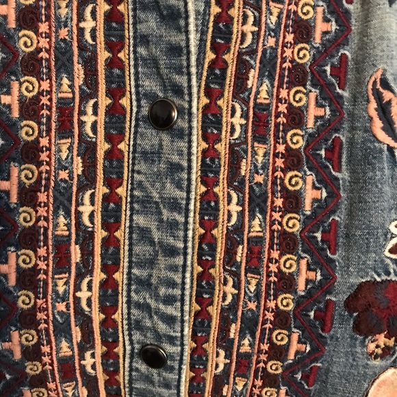 Driftwood Long sleeve Jean shirt embroidered - Picture 4 of 8